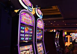 betwin365 login mobile app interface showing live casino and sportsbook options